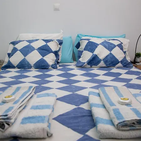 Katoikia Maggie, With Patio And Pool בית נופש Vromolithos