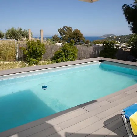Katoikia Maggie, With Patio And Pool * Vromolithos